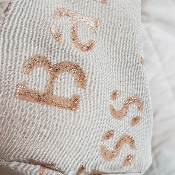 Face Mask Reversible Triple Layer Filter Beige NWT - Picture 2 of 3